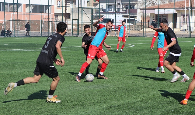 Lider Viranşehir Belediyespor durdurulamıyor