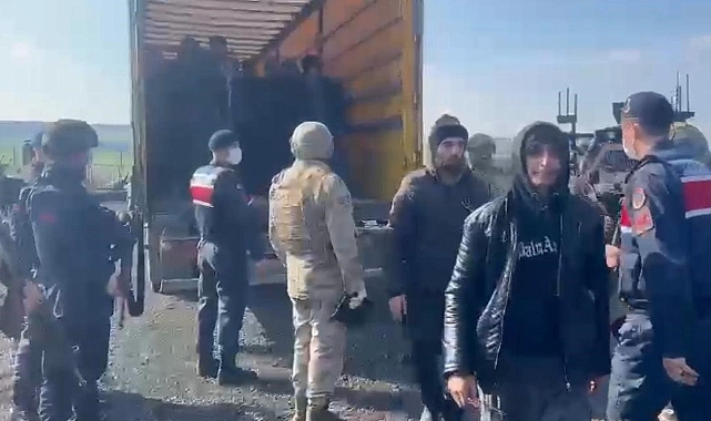 Tırda 72 kaçak göçmen yakalandı