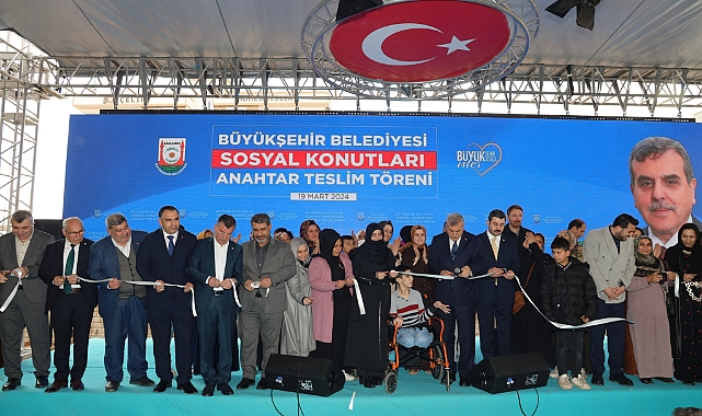 Beyazgül yaptı ihtiyaç sahibi aileler konutlarına kavuştu