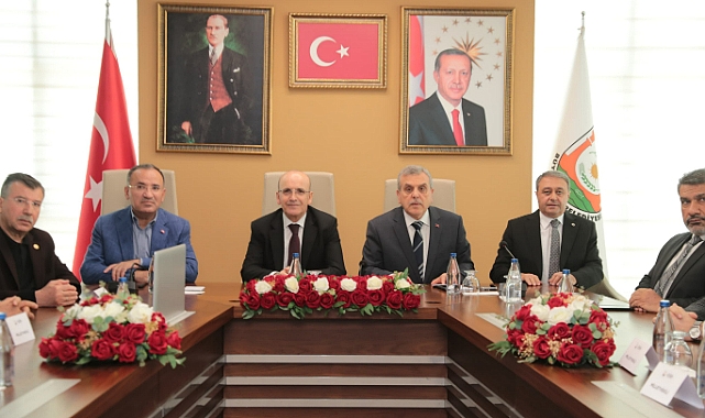  Hazine ve Maliye Bakanı Şimşek’ten Beyazgül’e ziyaret