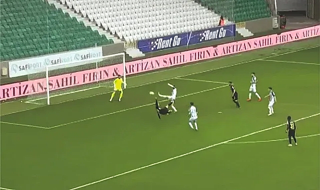 Paixao harika bir gol attı, Ceylanlar 6-0 kazandı