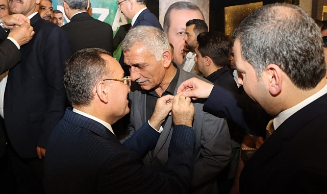 Yeniden Refah Partisi'nden AK Partiye katılım