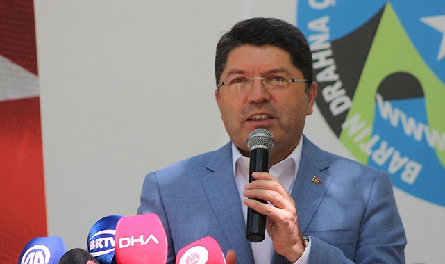 Bakan Tunç: "TBMM’de milletvekillerimiz dünyaya bir demokrasi dersi verdi"