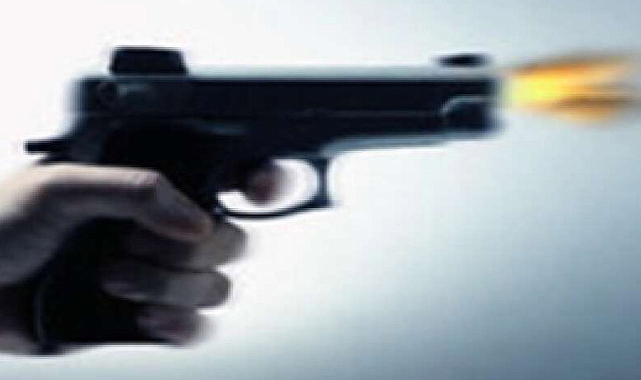 Silahla oynayan 14 yaşındaki çocuk kendini vurdu