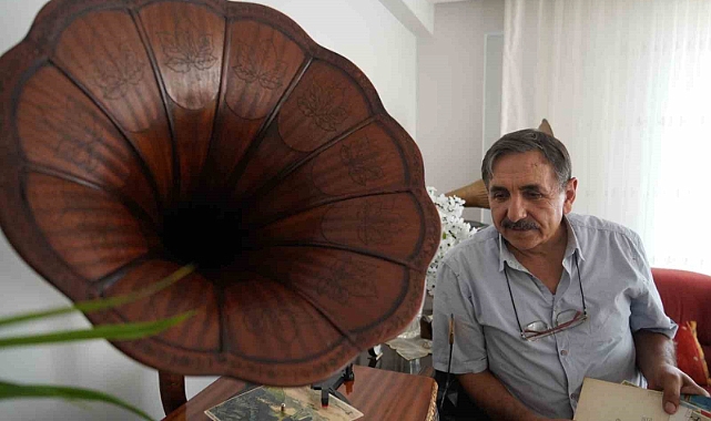 Aldığı gramofon bozuk çıkınca, Türkiye’nin en eşsiz koleksiyonunun sahibi oldu