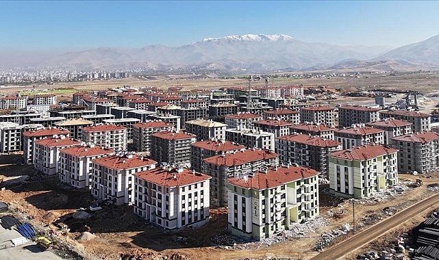 Deprem konutları kurayla sahibini bulacak