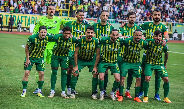 Bu takım dağıldı, biri tek kaldı!