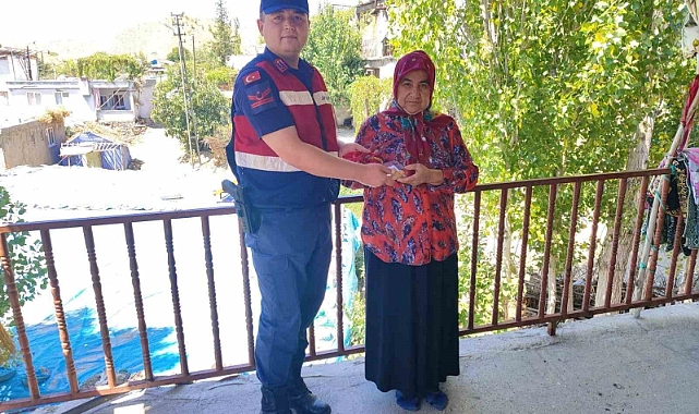 Çalındığı tespit edilen 450 bin TL değerindeki altın sahibine teslim edildi