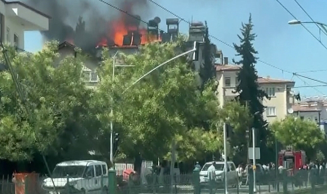 Çatı yangını korku ve paniğe neden oldu