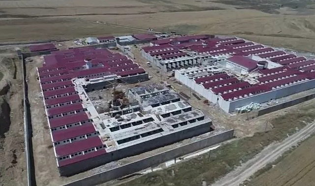 Cezaevinde mahkumlar arasında çıkan kavgada 5 kişi yaralandı