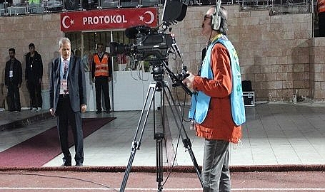 Yayın programında var mıyız?