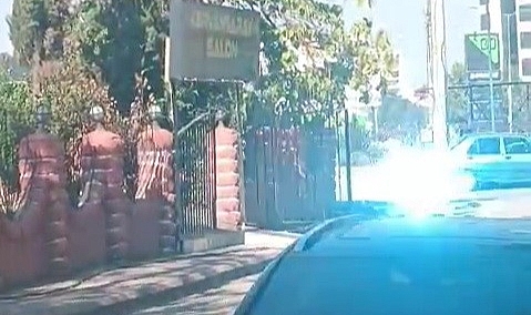 Patlayan elektrik hattı yürekleri ağza getirdi