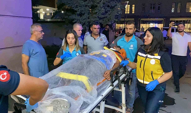 Takla atan otomobil şarampole yuvarlandı: 4 yaralı