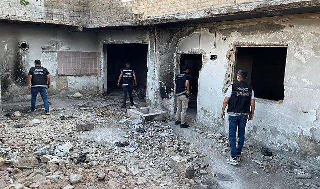 Urfa'da zehir tacirlerinin inlerine girildi