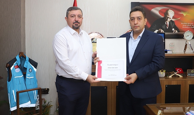 Bakanlık, Güler'i onurlandırdı