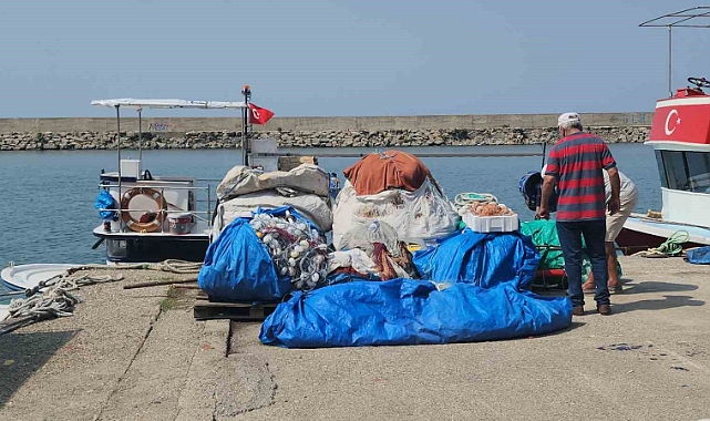 Balıkçılar dört günde 100 ton palamut avladı