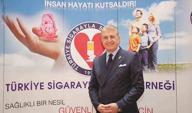 Elektronik sigaralar bağımlılık riskini artırarak genç nesillerin sağlığını olumsuz etkiliyor