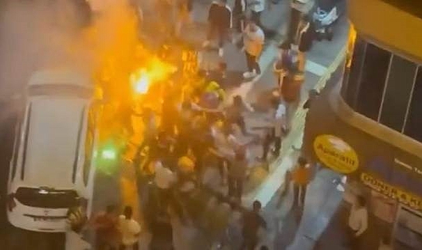 Fenerbahçe-Galatasaray taraftarları arasında kavga