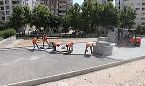 KARAKÖPRÜ'DE YENİ YOLLAR KİLİTLİ PARKEYLE DÖŞENİYOR
