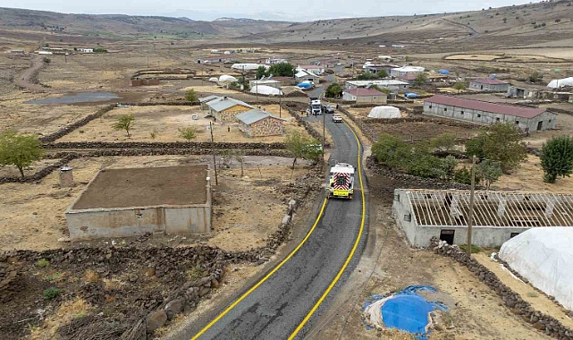 Kırsal mahallelerde 250 kilometre yeni yol yapıldı