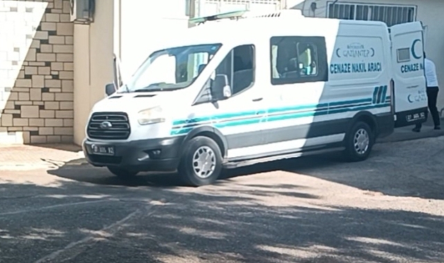 Tartıştığı kızını silahla öldürdü