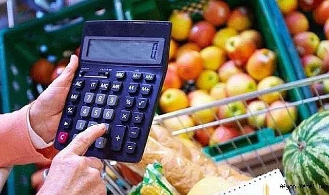 Tüketici fiyat endeksi (TÜFE) yıllık yüzde 51,97, aylık yüzde 2,47 arttı.