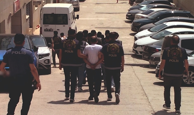 Urfa'da polis suçluların ensesinde