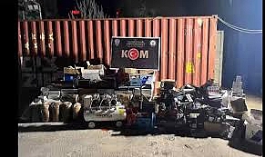 3 milyon 804 bin makaron ve çok sayıda kaçak ürün ele geçirildi