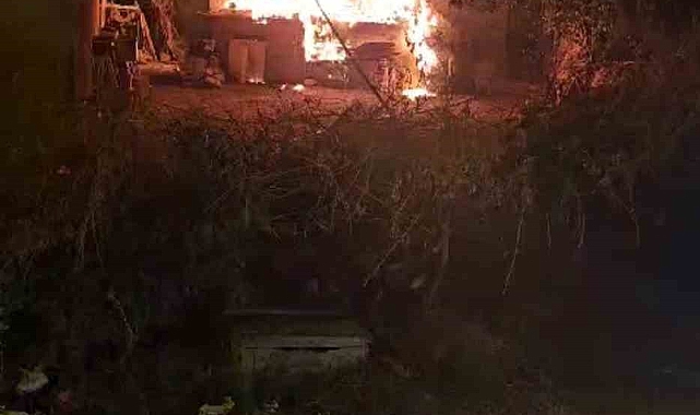 Ahır yangını