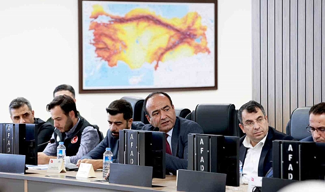 Bakan Yerlikaya: "3 İHA ile 1 insanlı keşif uçağımız çalışmalarına devam ediyor"