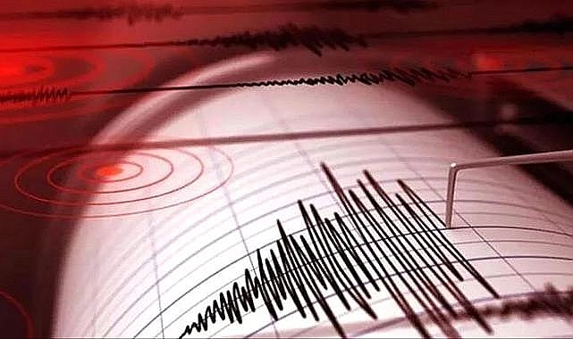 Bakandan deprem açıklaması