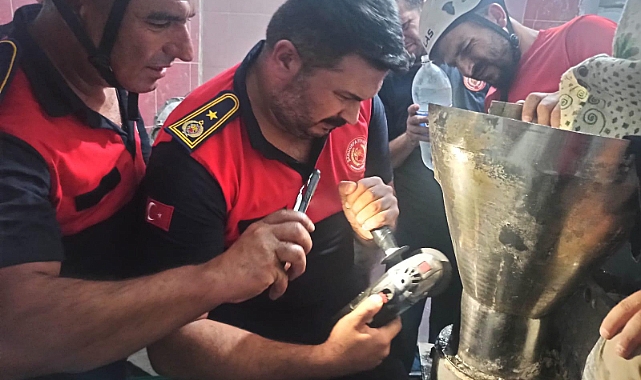 Ekipler küçük çocuk için mücadele etti