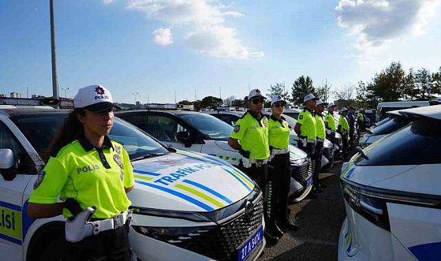 Emniyet ve jandarmaya 249 yeni araç teslim edildi