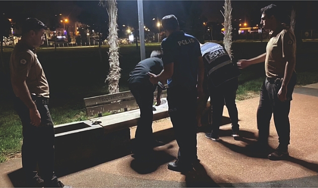 Farklı suçlardan aranan 26 şahıs yakalandı