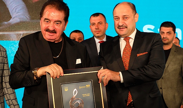 Onur ödülü Tatlıses'in
