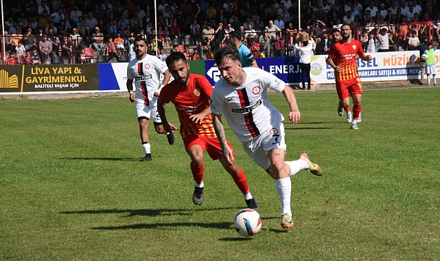 Siverek Belediyespor liderliği sevdi
