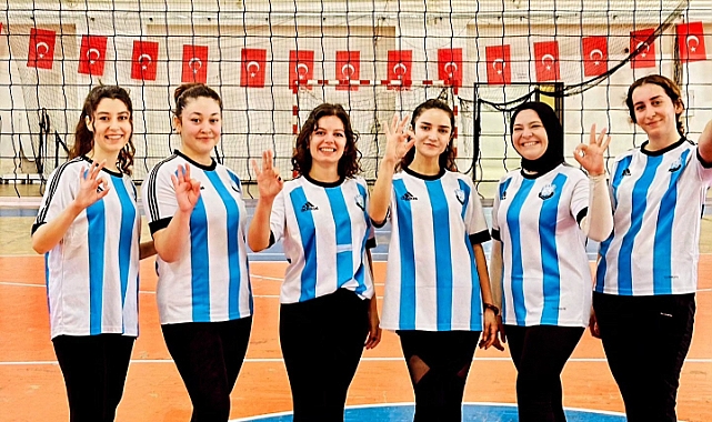 SURUÇLU KIZLARIN BAŞARISI