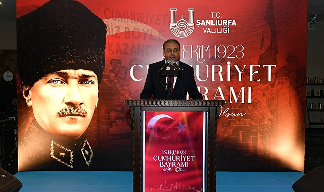 Vali Şıldak, Cumhuriyet'in kazanımlarını anlattı