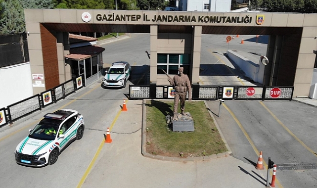1 milyon liralık dolandırıcılık yapan 5 şahıs tutuklandı