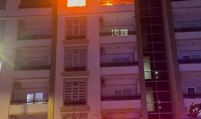 5 katlı binada çıkan yangından 4 kişi etkilendi