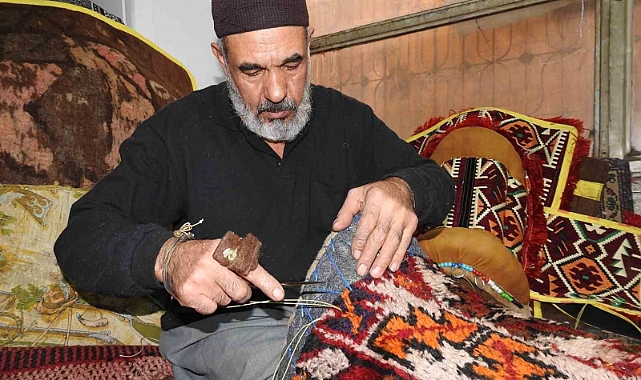 55 yıldır sürdürdüğü baba mesleğinden vazgeçmiyor