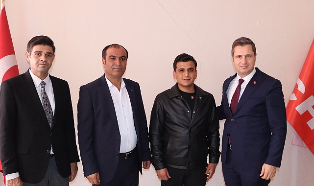 AK Parti'den istifa etmişti, CHP'li oldu