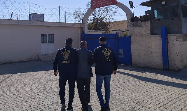Aranan 2 kişi yakalandı