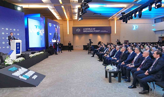 Bakan Kurum’dan ’iklim finansmanı’ tepkisi: "Destek sunacak ülkeler yanan eve bardakla su döküyor"
