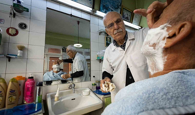 Berberliğe adanan bir ömür: 62 yıldır aynı dükkanda