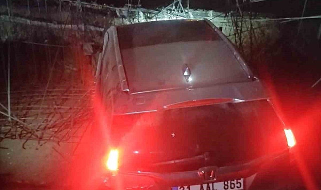 Cip inşaatı devam eden menfeze düştü: 1 yaralı
