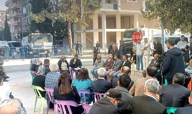 DEM Partililerden sıra dışı toplantı