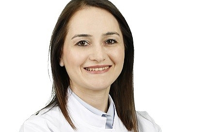 Dermatoloji Uzmanı Doç. Dr. Demirdağ: “Kışa girmeden ‘ben’lerinizi kontrol edin, ettirin”