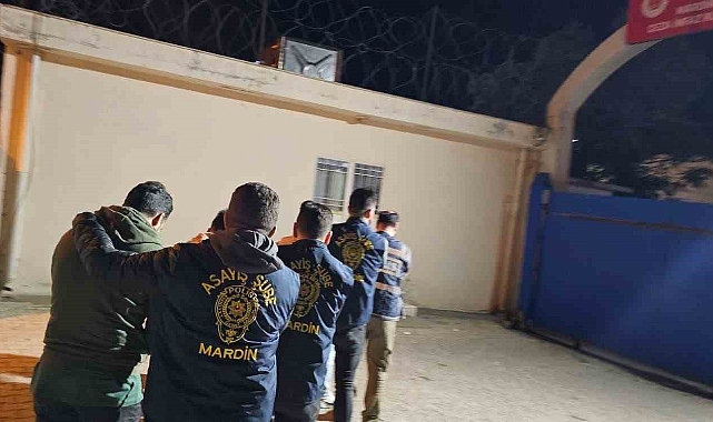 Firari 12 şüpheli tutuklandıfirari 12 şüpheli tutuklandı