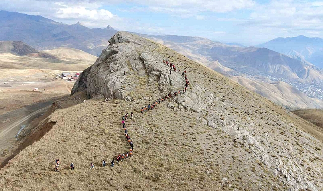 Hakkari’de AFAD gönülleri yaşanabilecek afetlere karşı eğitimden geçti